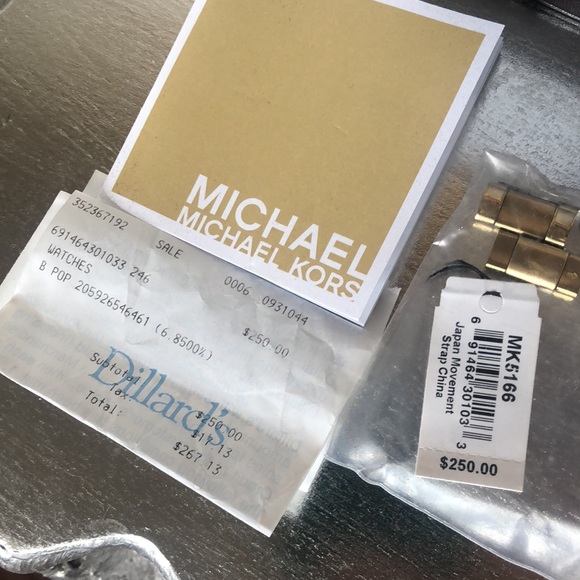 Michael Kors Unisex Watch 5166 - Picture 8 of 8